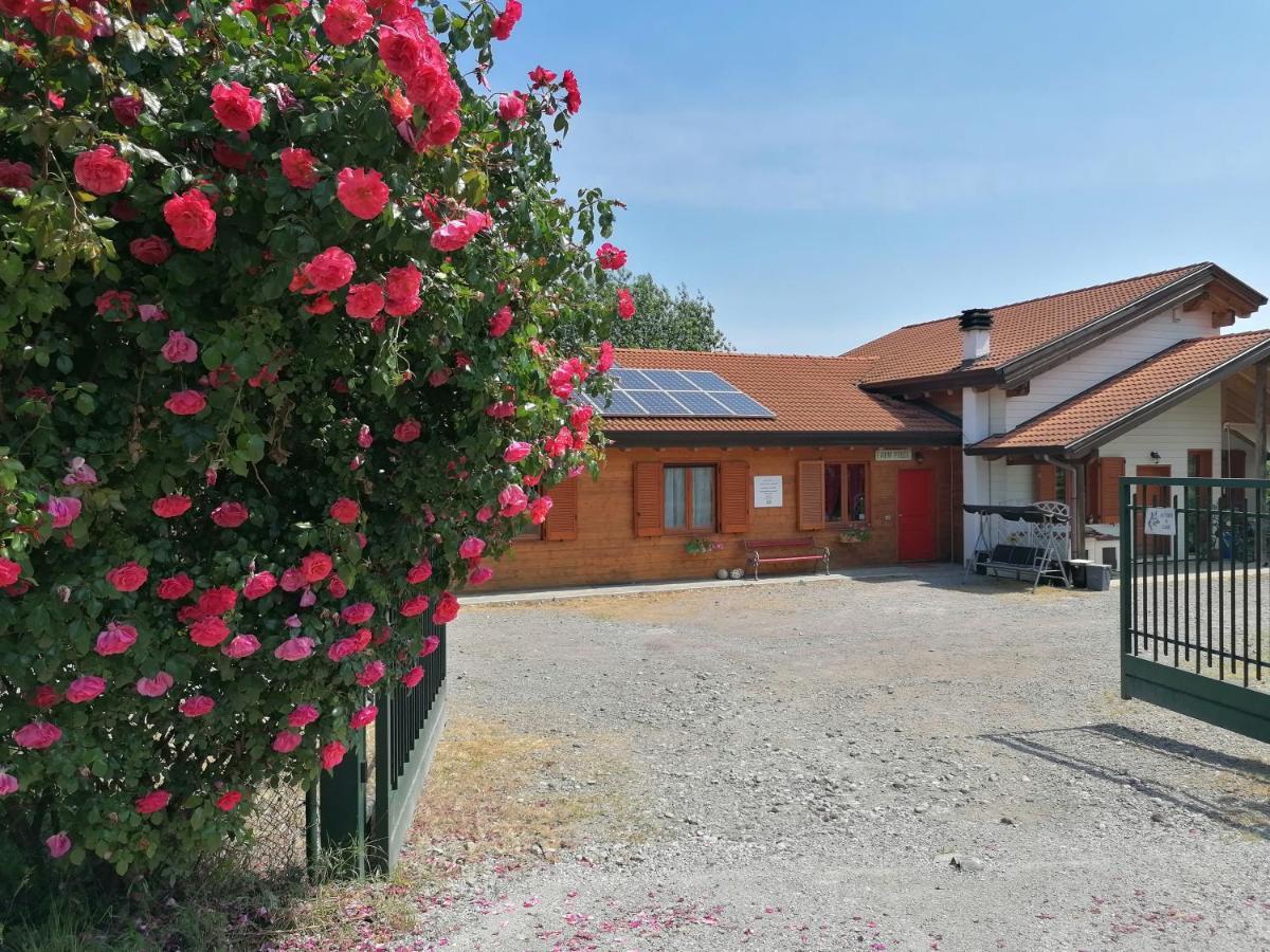 Lucino Agriturismo Bio Apipoli מראה חיצוני תמונה